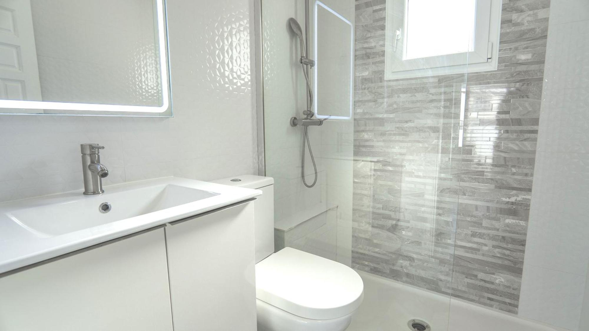 Modern Detached 4 Bed 3 Bath Villa With Private Pool Close To All Amenities 比利亚马丁 外观 照片